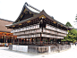 为什么日本的寺庙会挂很多灯笼