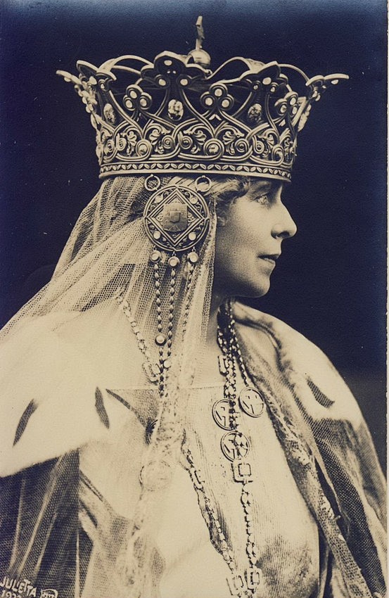 Marie, Queen of Roma...