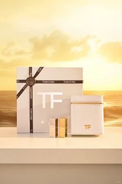 夏日里的春天~采集到TOM FORD