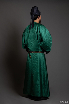 青腴采集到古装服饰参考