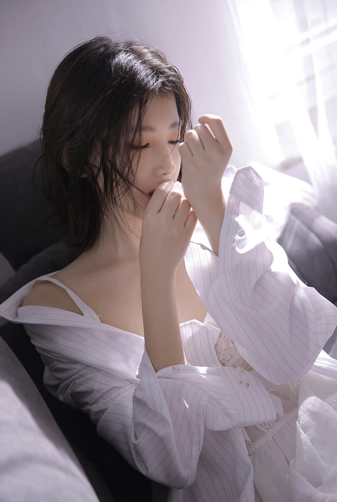 清凉的夏天-唯美女生