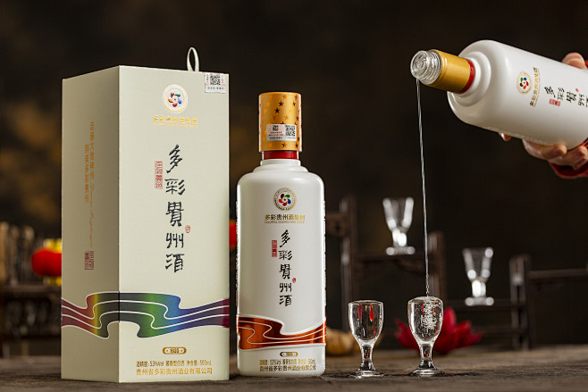多彩贵州酒-1935