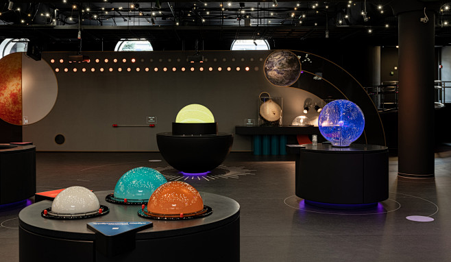 psculture_lunarium_1...