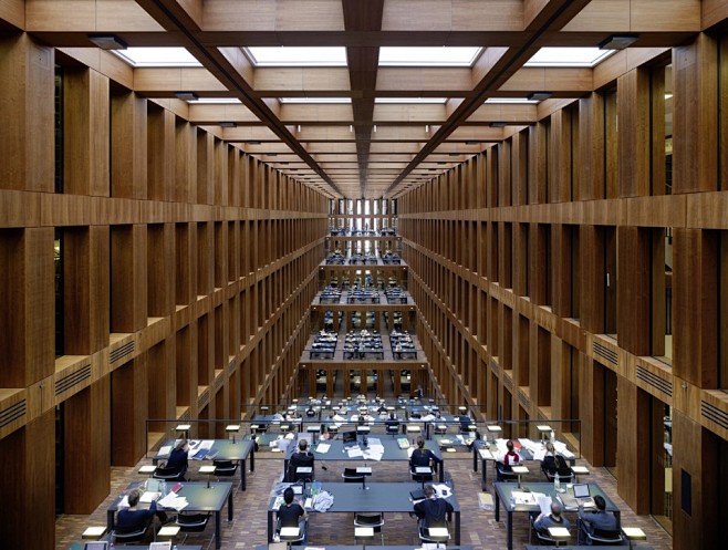 台地阅览室柏林洪堡大学图书馆设计