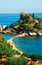 Taormina- Italy Sicily..    Think I'll load up with some books, some tasty Italian desserts, maybe a glass of wine, and relax here forever.: 