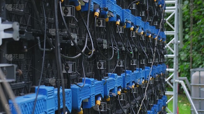 大型户外户外活动LED屏面板背面接插件