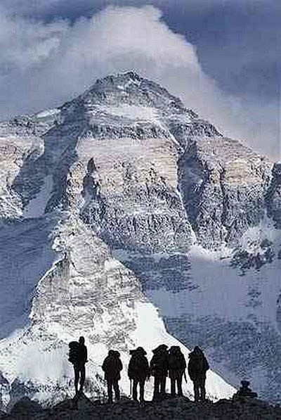 珠穆朗玛峰
Everest 