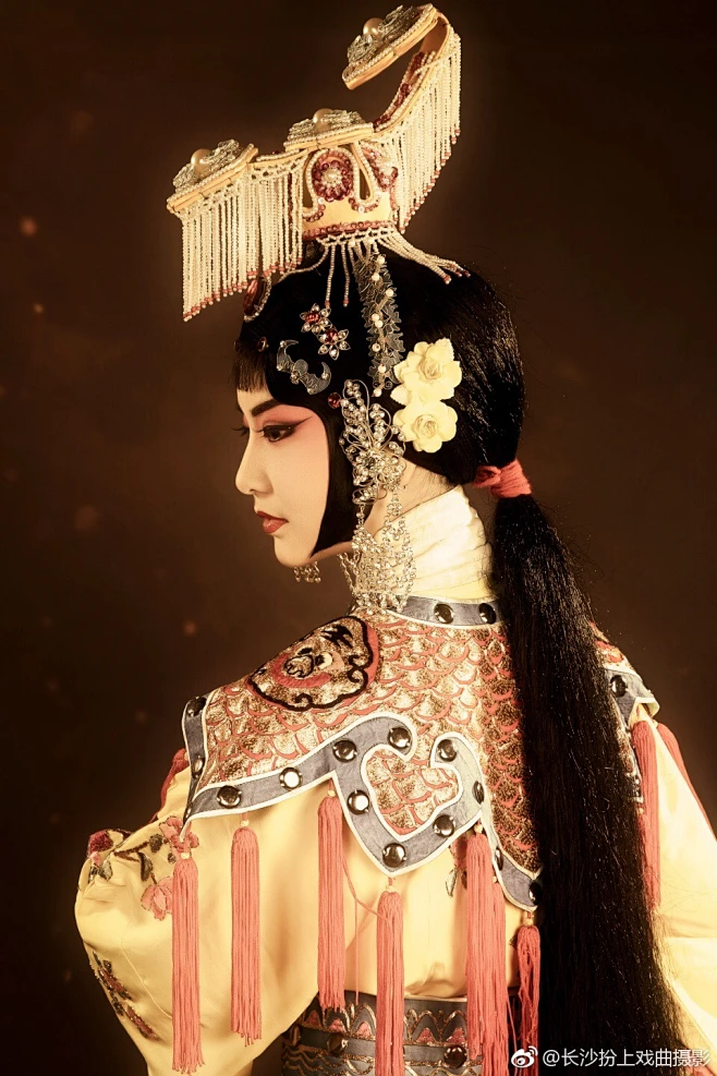 京剧霸王别姬虞姬化妆##长沙扮上戏曲工作室##京剧舞台幕后#####-花瓣网