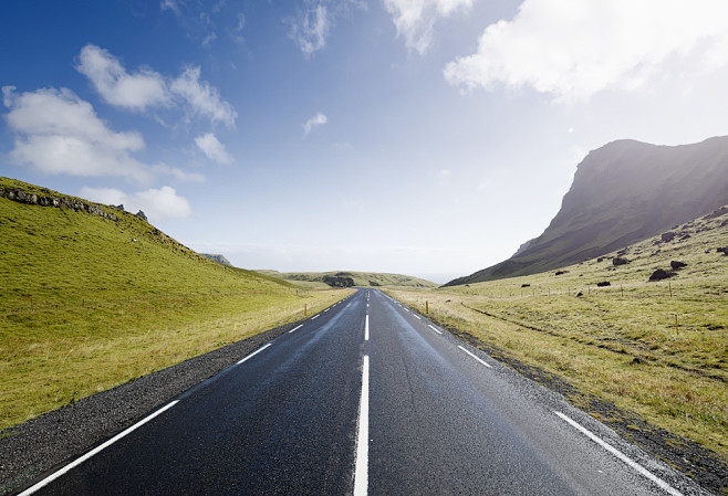 1700 Miles by Photog...