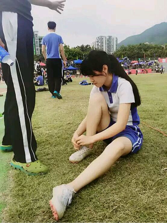 谁有这么一些照片_深圳校服吧_百度贴吧