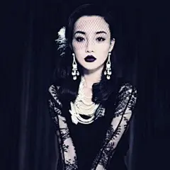 万圣节扮怪 明星也来哥特妆