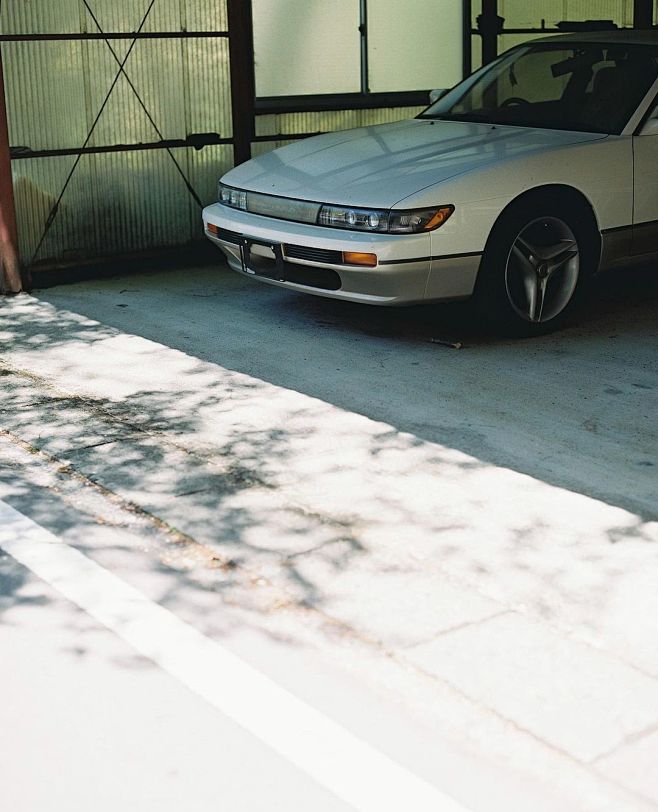 1 (373)