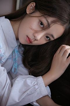 mfmf采集到女孩子