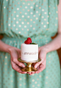 20款婚礼甜品君助你提升婚礼甜蜜指数~+来自：婚礼时光——关注婚礼的一切，分享最美好的时光。#婚礼甜品# #迷你蛋糕#