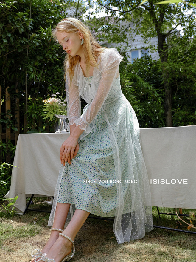 ISISLOVE碎花纯棉吊带裙 荷叶边V...