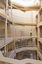 La Carbonería集体住宅修复，巴塞罗那 / Office for Strategic Spaces : 为Eixample街区最老旧的建筑注入新生