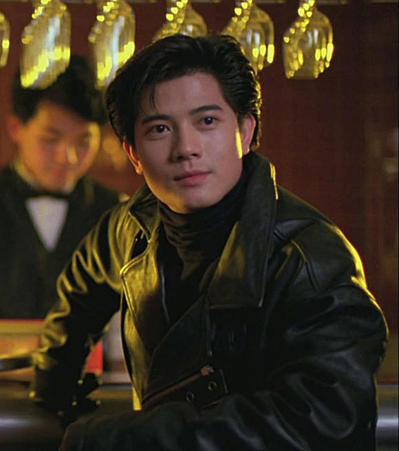 郭富城在真假威龙里最帅了3