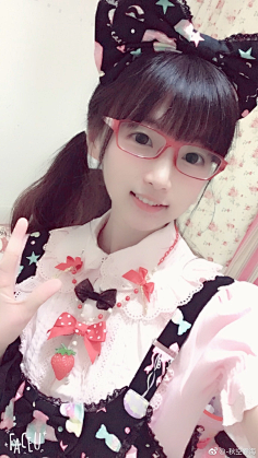 com采集见识浅薄的人采集到hey丹妮baby的照片 - 微相册photo.weibo.