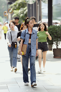 TingFreedom清由采集到国内街拍～春夏