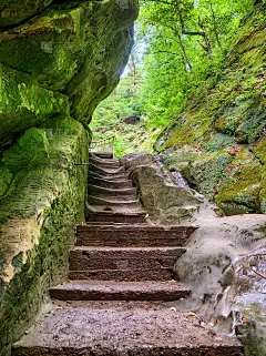 美丽的但丁峡谷的楼梯。