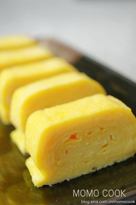日式厚蛋烧

这是一款制作非常简单的煎蛋...