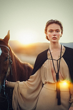 ziggystardust采集到Frida Gustavsson