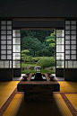 Japanese room, Washitsu 和室 I feel calmness just looking at this photo.  Imagine if this were your everyday view!