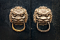 建筑,大门,门,历史,门环_eace1c385_古老的狮头门环_创意图片_Getty Images China