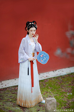 楓葉飄零采集到汉服古风