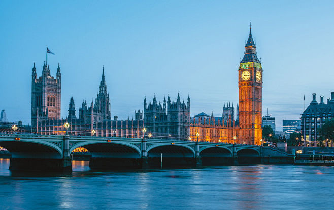 Big Ben at night by ...