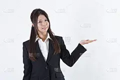 穿西装的女人