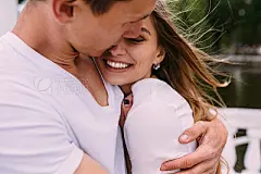 guy hugging his girlfriend
