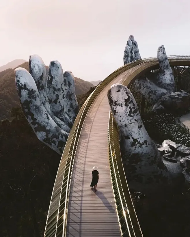 令人恐惧又痴迷！巨物，究竟有什么魔力？ : 巨物是人类处于浩瀚世界中渺小的真实写照。-花瓣网
