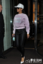 Rihanna当选街拍女王 就是爱混搭-look,rihana,点评,搭配,高跟,-北方网-时尚呼吸