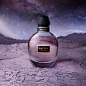  Still life photographer in London Josh Caudwell shoots fragrance photography of McQueen perfume. London perfume photographer for fragrances and luxury product still life photography. Creative perfume photography. 
