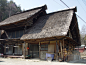 Thatched_roof_in_Ichinose,_Enzan,_Yamanashi.jpg (2560×1920)