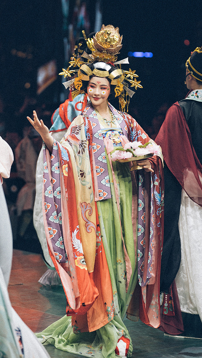 【鹤庐】汉服——敦煌壁画复原唐代供养人华裳秀款——【馥蓉】-淘宝网