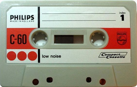 © analog audio tape ...