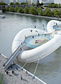 {Trampoline Bridge in Paris}