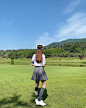 Photo by 패션과 뷰티에 진심인 명랑골퍼 홍아름⛳️ on May 26, 2021. May be an image of one or more people, people standing and grass.