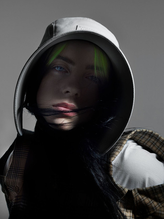 比利埃利什billieeilish由尼克奈特nickknight报道vogue杂志中国版