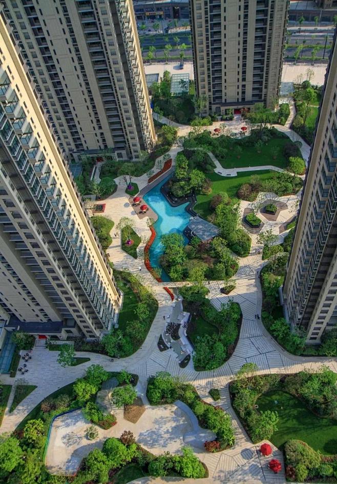龙湖 · 水晶郦城大区1