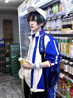 是龙马不是龙雅。越前龙马cos#越前龙马 #青学 #网球王子 #网球王子cos@CN_蔡小黑，采集@屿堍