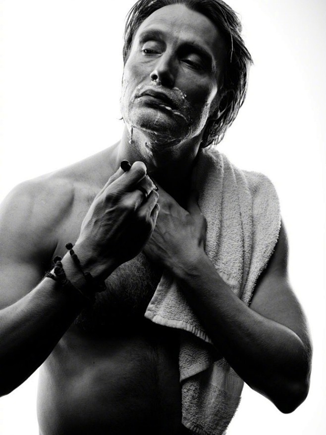 Mads Mikkelsen ​​​​