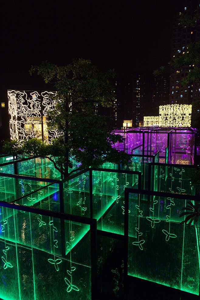灯光迷宫
MAZE, Hong Kong...