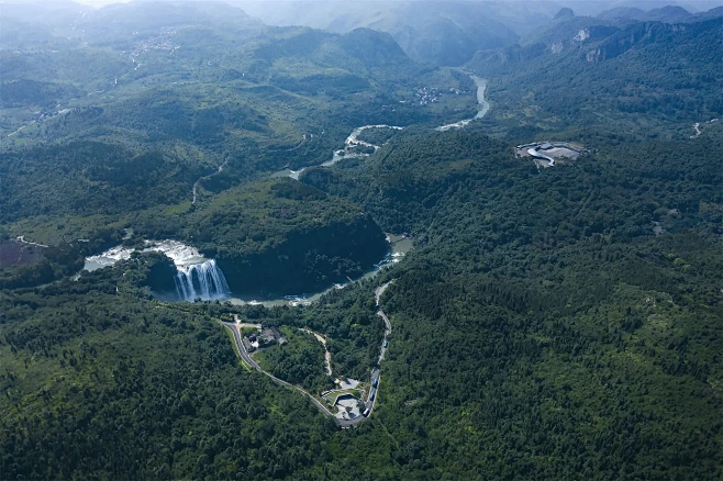 乡愁似水—黄果树大瀑布：天星桥景区入口游...