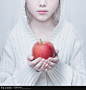 1x.com - Snow White by Magda Berny