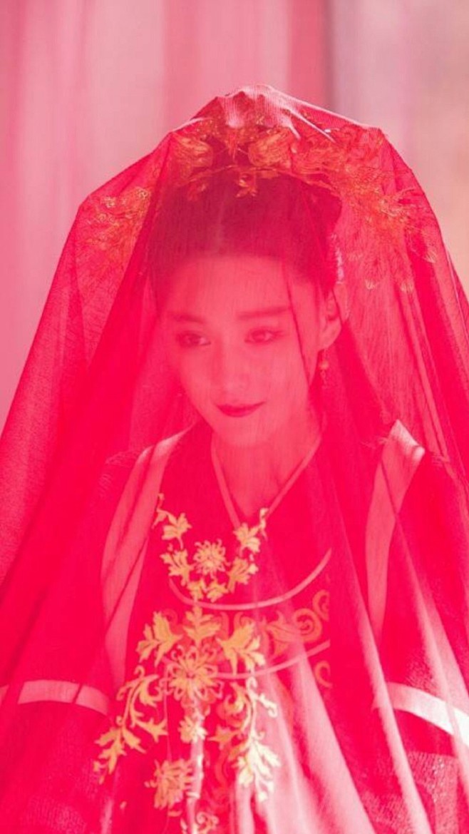 10:20:34花谢花飞花满天·张馨予3古装红妆没吃药也觉得自己萌哒哒!