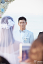 #吴奇隆刘诗诗婚礼# @吴奇隆TD @刘诗诗 婚礼高清图来啦！一对新人现场牵手、拥吻，幸福满满~ 感动到不行的新娘流下了幸福的眼泪~诗诗今天真是美！哭！了！更多美图→O吴奇隆刘诗诗携手相伴 更多内容移步直播间→O吴奇隆刘诗诗补办婚礼  请一定要幸福~