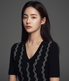 Hb1n采集到美女图